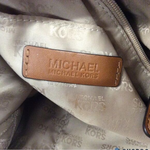 Michael Kors Tan Leather Shoulder Bag with Gold Accents - Picture 3 of 7